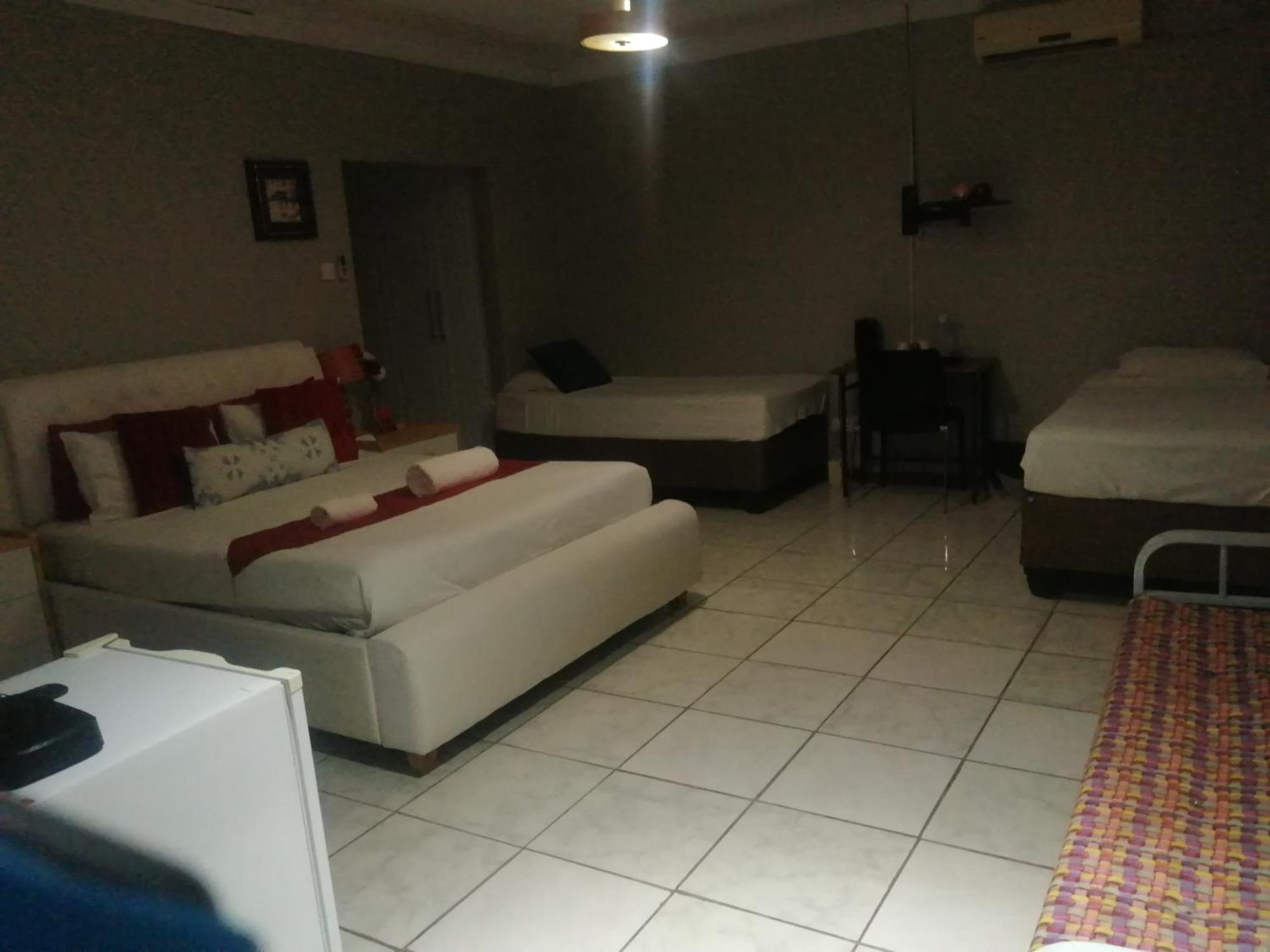Tintech Bed & Breakfast Francistown Exterior foto