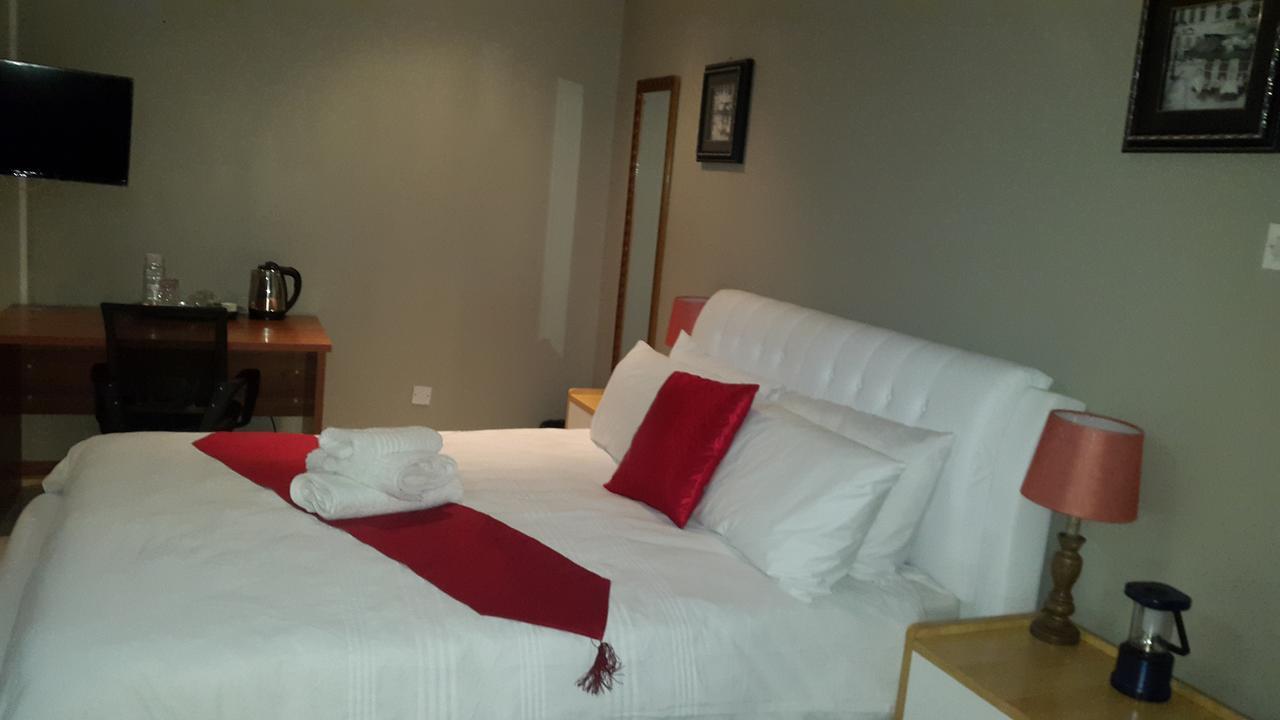 Tintech Bed & Breakfast Francistown Exterior foto