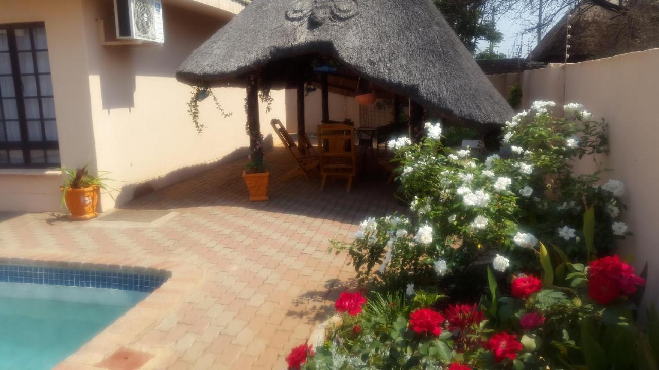 Tintech Bed & Breakfast Francistown Exterior foto